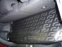 Коврик в багажник Suzuki Swift верхний hatchback (04-) (пластиковый) L.Locker