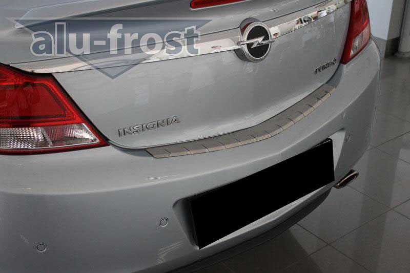 Накладка на бампер с загибом Alu-Frost для Opel Insignia 4D / 5D 2008+