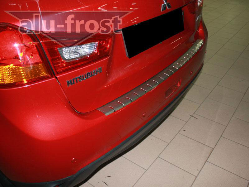 Накладка на задний бампер с загибом Alu-Frost для Mitsubishi ASX (шт.)