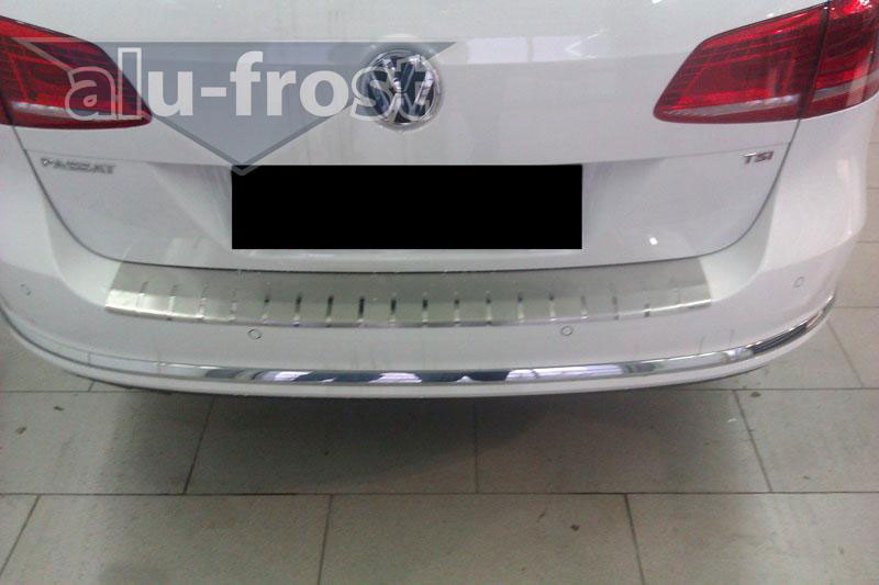 Накладка на задний бампер с загибом Alu-Frost для VW Passat B7 Variant (шт.)