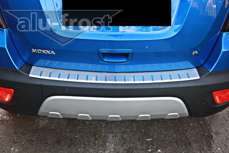 Накладка на бампер с загибом Alu-Frost для Opel Mokka 2012+