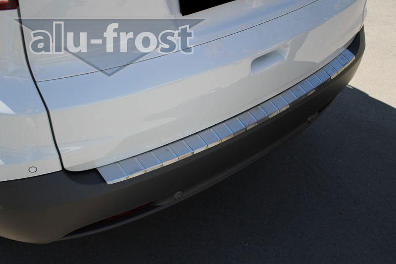 Накладка на задний бампер с загибом Alu-Frost для Honda CR-V IV 2013+ (шт.)
