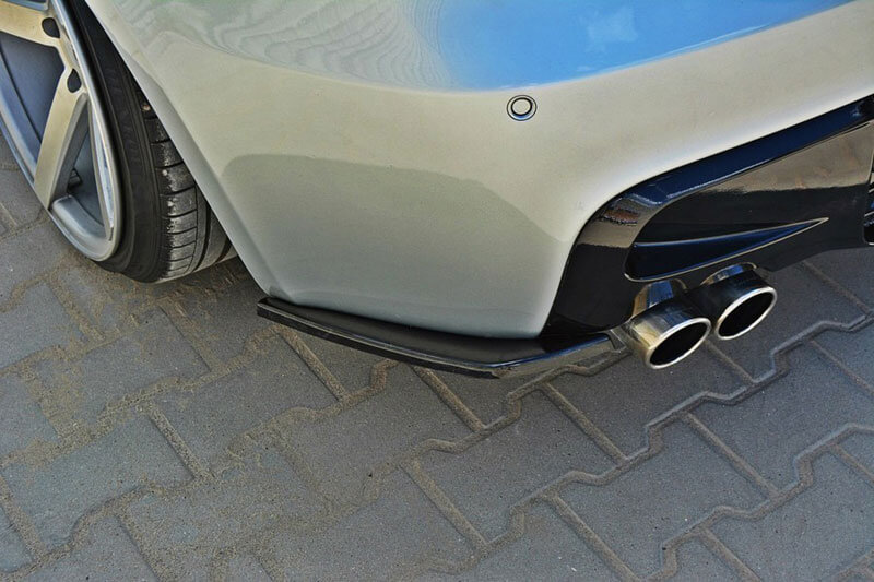 Накладки на задний бампер BMW 1 E87 Standard/M-Performance (2  шт.), для моделей 2015 - ...
Материал - ABS пластик.
За дополнительную плату возможен заказ следующих опций:
- спойлер в глянцевом исполнении (+15 евро)
- спойлер в цвете 