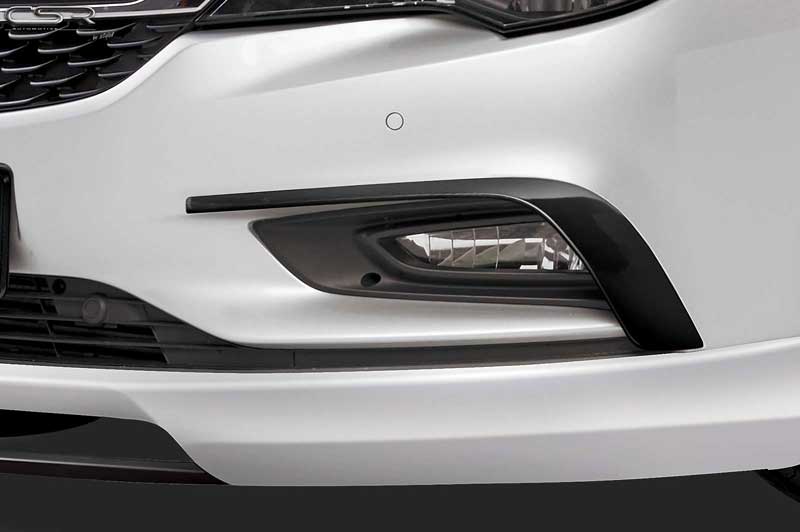 Воздухозаборники Opel Astra K  хэтчбек / Sport Tourer (2015-...).

