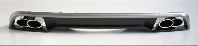 Задний диффузор для DIESEL, вкл. 4-трубные спортивные насадки с двойным овалом 215 х 80 мм, без подключения к серийному глушителю. Диффузор заменяет оригинальную деталь. На автомобилях с спортивным пакетом AMG дополнительно требуется приобрести HF 4556. Для автомобилей с прицепным устройством.