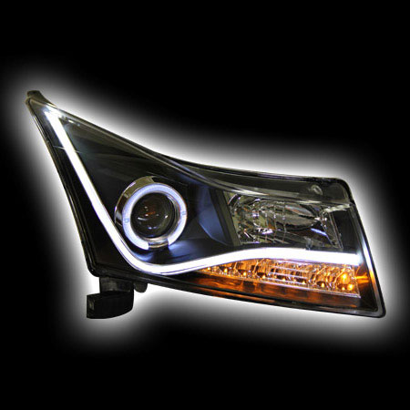 Альтернативная оптика для CHEVROLET CRUZE `09-, фары, со светодиодным поворотником, черные, стиль AUDI R8, световая трубка (тюнинг оптика, цена за комплект)