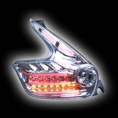 Альтернативная оптика для NISSAN JUKE 10- фонари задние, светодиодные, с поворотником, тонированный хром, светодиодный поворотник (тюнинг оптика, цена за комплект)