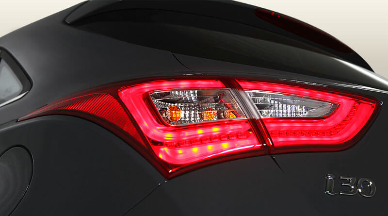Альтернативная оптика для Hyundai i30 светодиодный (тюнинг оптика, цена за комплект)
