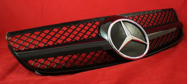 Решетка радиатора Mercedes R230 стиль AMG.
Для моделей: R230.
Год выпуска: 2001-2006.
Материал: ABS-пластик.
Цвет: черный глянцевый.
В комплекте оригинальная эмблема-звезда (арт. A6388880086).
Не подходит для модели с дистроником