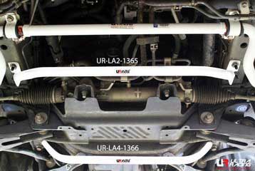 For Toyota Hiace/H200 04+ UltraRacing Front Lower Tiebar 1365