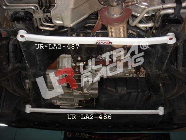 Honda Odyssey 05+ UltraRacing 2-Point Front Lower Tiebar