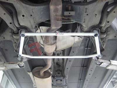 Nissan Murano 2WD 06+ UltraRacing 4-Point Front H-Brace