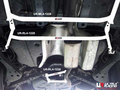 Nissan X Trail 2.0 08+ UltraRacing 4-Point Rear L Brace 1229