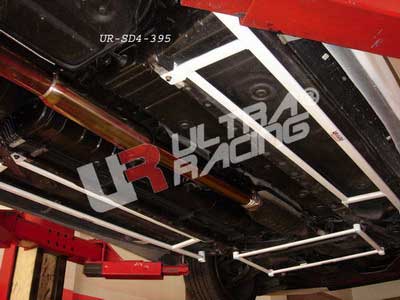 Mitsubishi EVO 7/8/9 UltraRacing 2x 4-Point Side/Floor Bars