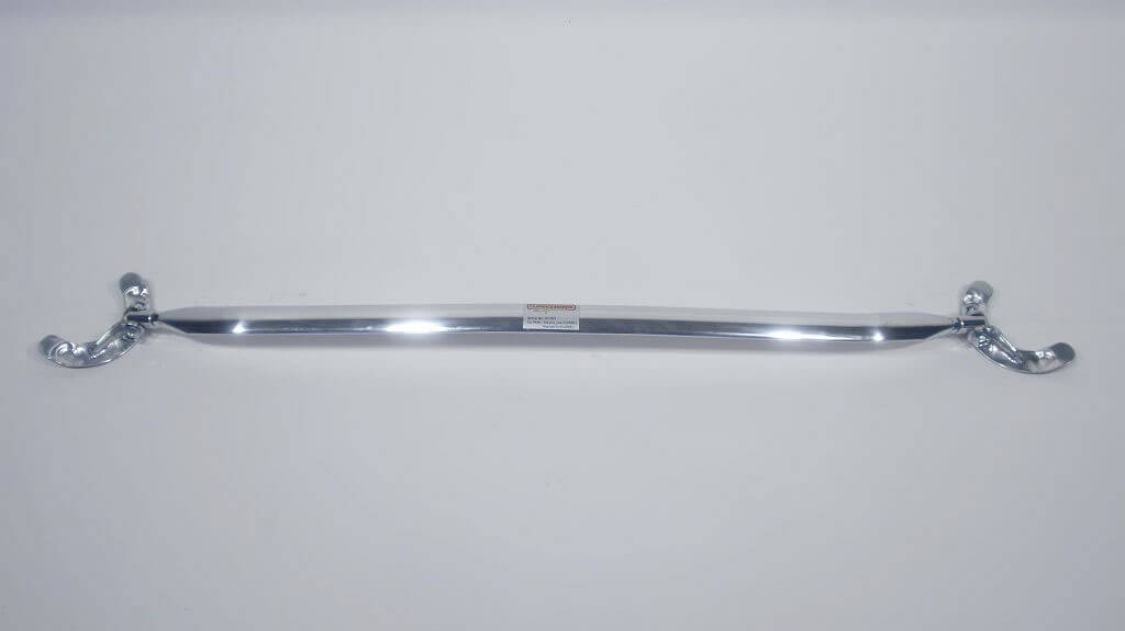 Front strut bar aluminum racingline Kia pro_ceeХd ( 2008) /Kia ceeХd ( 12/2006) / Facelift ( 04/2012) Трехсоставная растяжка стоек крепится к существующим креплениям чашки стоек.
