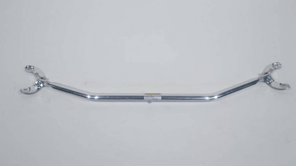 Front strut bar aluminum radngiine/carbon look Opel Tigra (05/93-04/97) Трехсоставная растяжка из двух труб крепится к существующим креплениям чашки стоек.