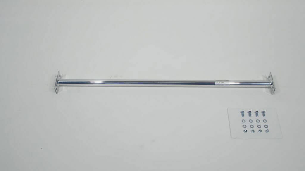 Rear strut bar aluminium Skoda Fabia I Type 6Y not 2,0l/not RS (1999-2007) Односоставная  растяжка стоек устанавливается с помощью винтов в промежуточном положениию соответствующие отверстия должны бы