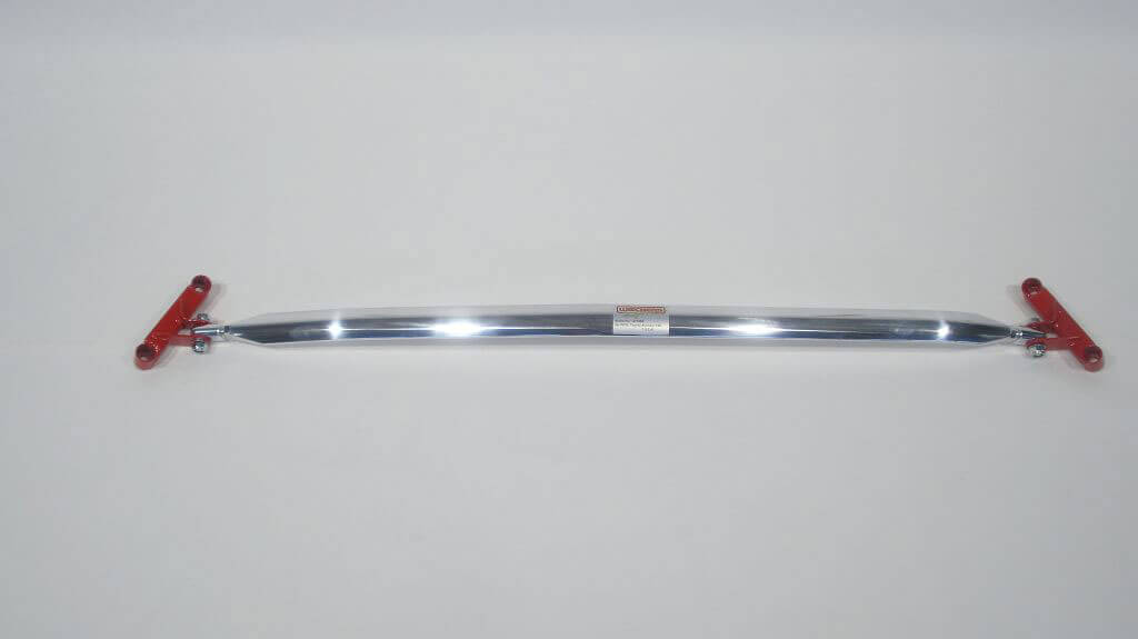 Front strut bar aluminum racingline for Toyota Avensis T25 Facelift ( 06/2006) Трехсоставная растяжка стоек крепится к существующим креплениям чашки стоек.